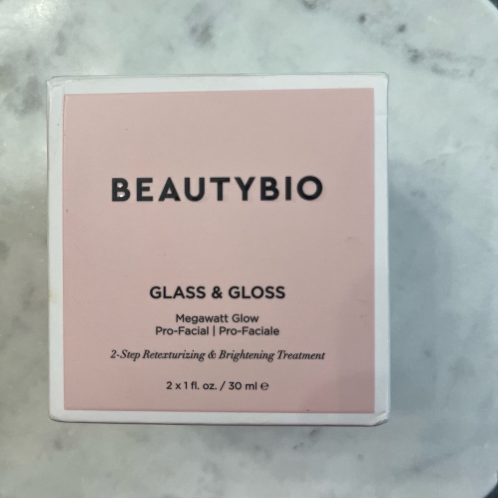 New NWT BEAUTYBIO Glass & Gloss Megawatt Pro-Facial Skincare Treatment 2x 1oz